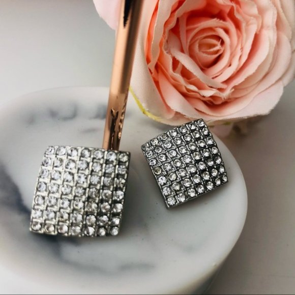 Faux Diamond Statement Designer Rhinestone earrings - Picture 2 of 5